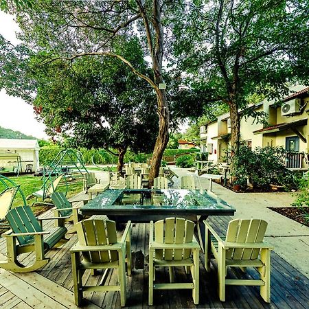 Nuriel Fruit & Guest House Sheʼar Yashuv Dış mekan fotoğraf