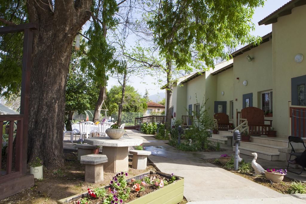 Nuriel Fruit & Guest House Sheʼar Yashuv Dış mekan fotoğraf